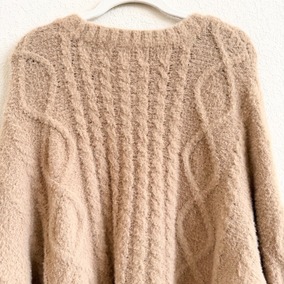 Aerie Tan Cable Knit Cropped Oversized Sweater Soft Fuzzy Sz L Cozy Loungewear - Picture 8 of 10